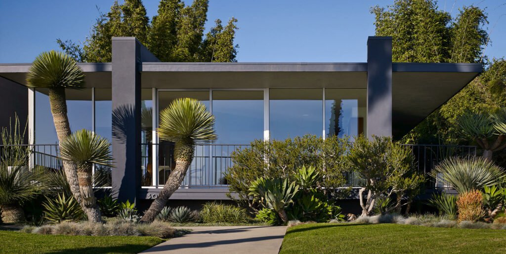 TOUR: KILLINGSWORTH HOUSE, MARINA TOWER DISPLAY HOME